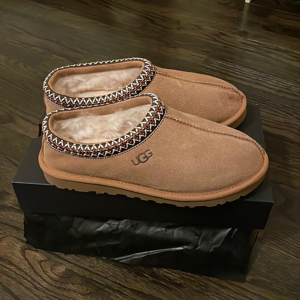 UGG Chestnut Tasman Slipper